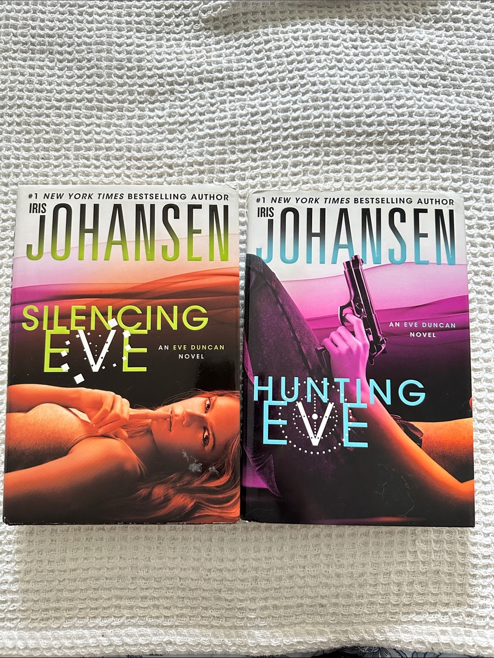 Iris Johansen "Silencing Eve" & "Hunting Eve" Hardcover Set